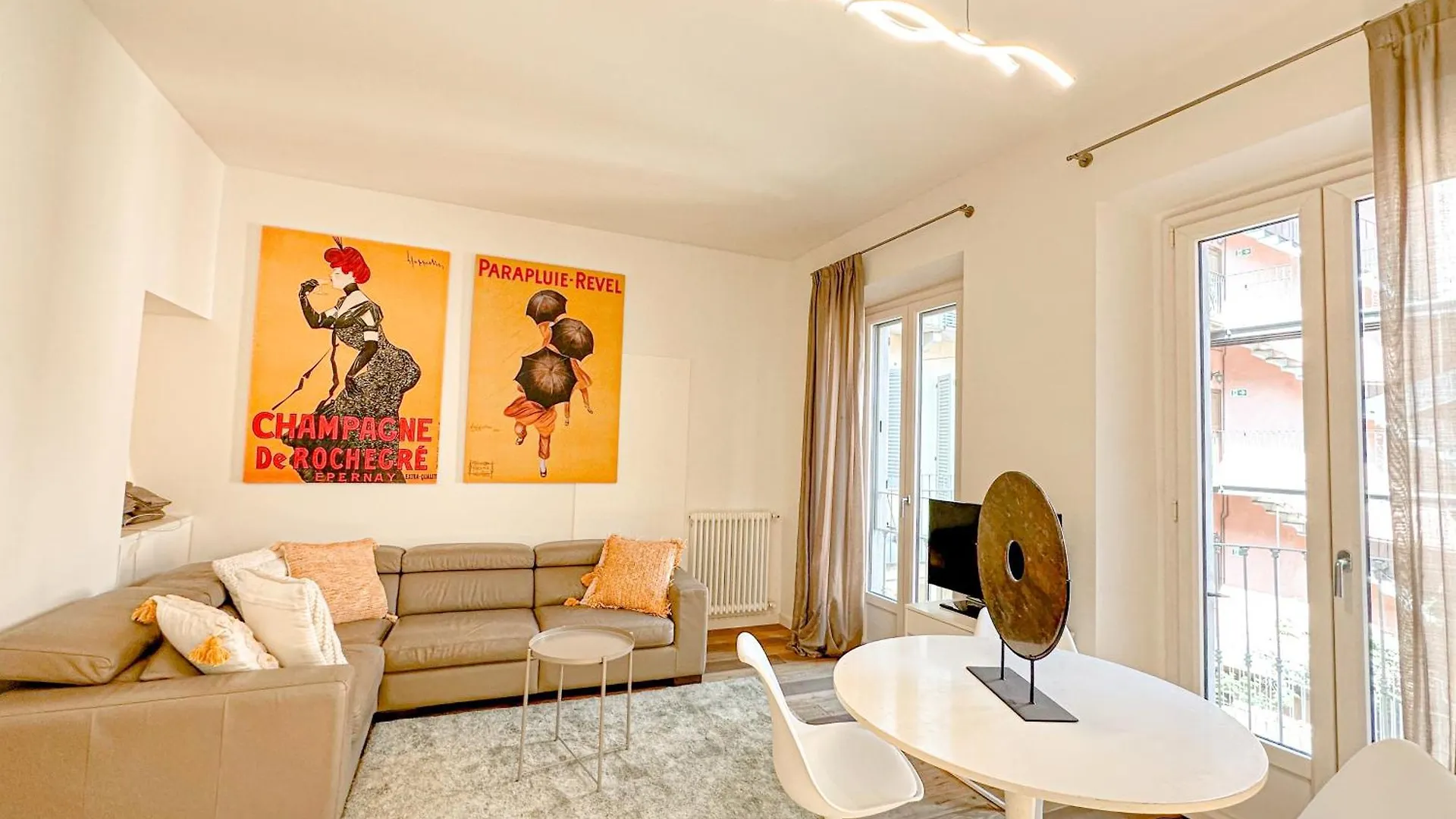 Montenapoleone Luxury Suite Milan Apartment