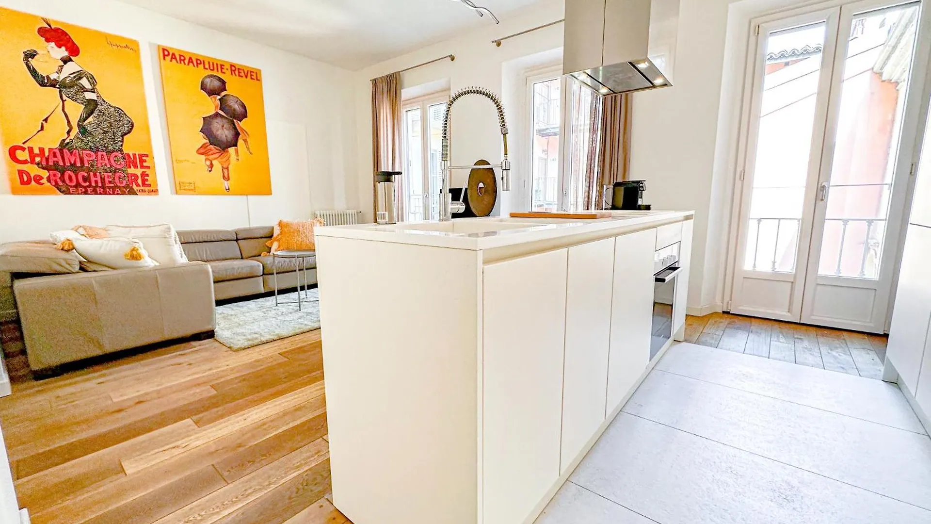 דירה מילאנו Montenapoleone Luxury Suite